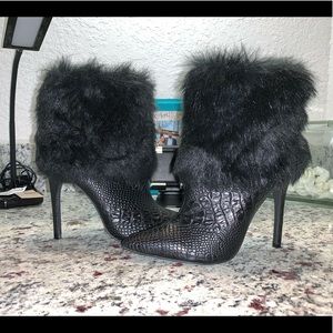 Izabella Rue Faux Fur Booties size 8 1/2